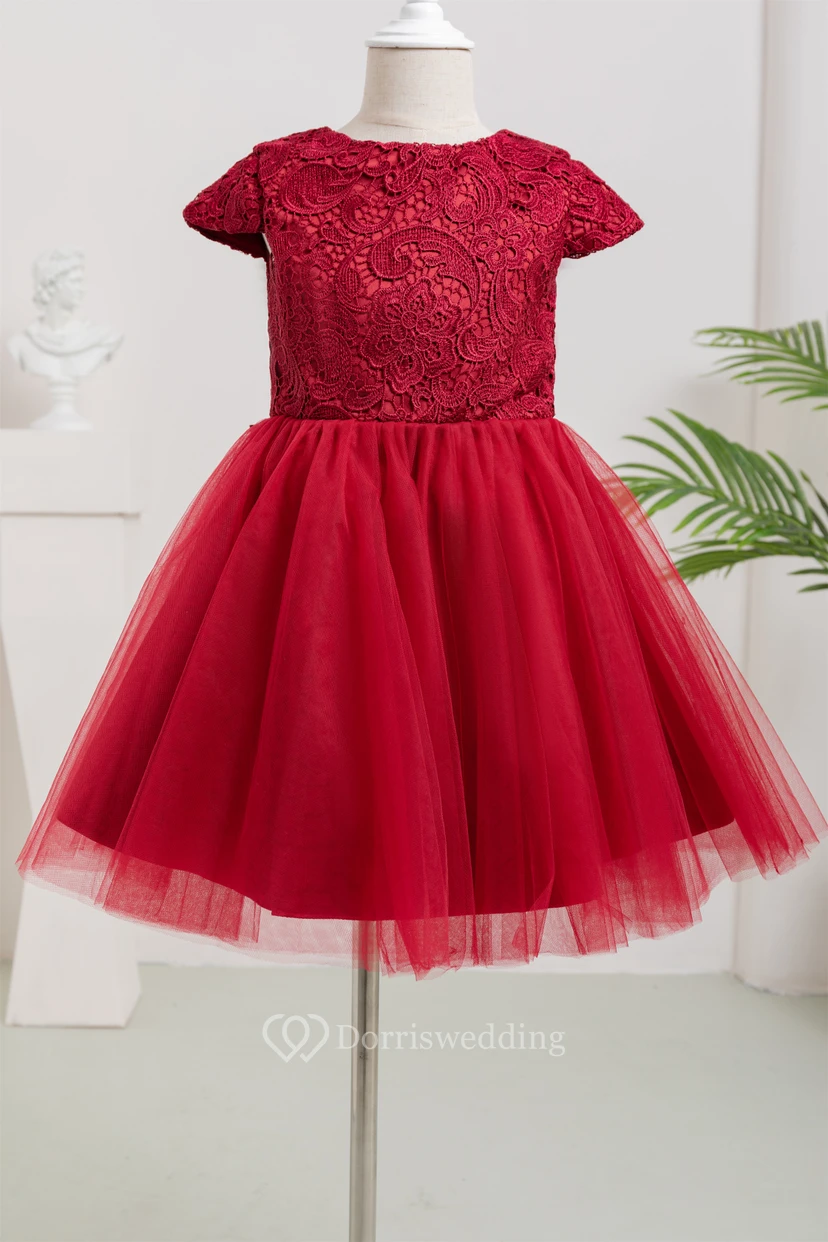 Vestido corto de damita de honor de tul y encaje rojo estilo imperio con corte en A view 7