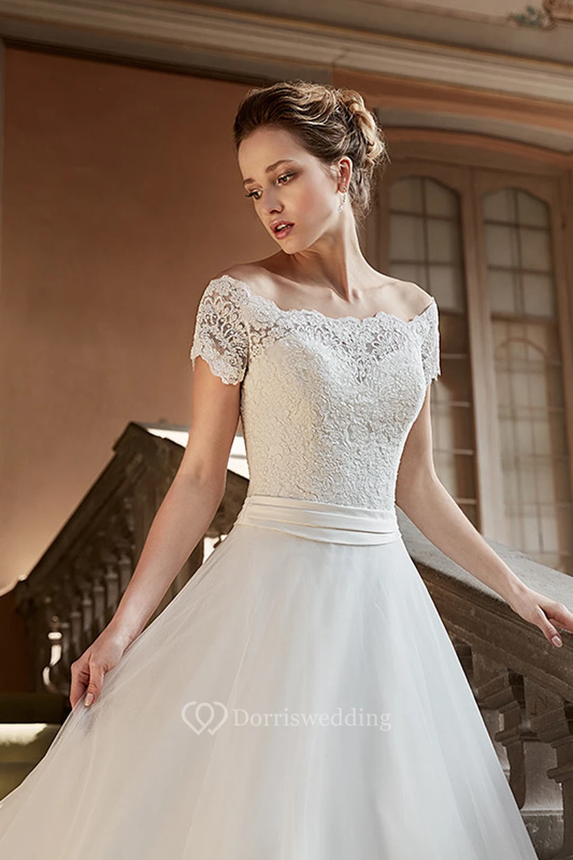 Ball Gown Appliqued Long Off-The-Shoulder Lace Wedding Dress view 3
