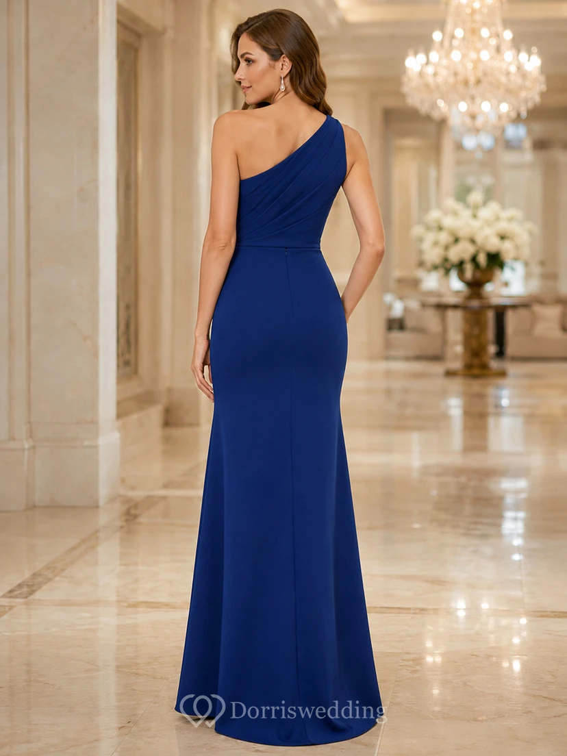 Königsblaues, schulterfreies Crêpe-Abendkleid mit Schlitz view 2