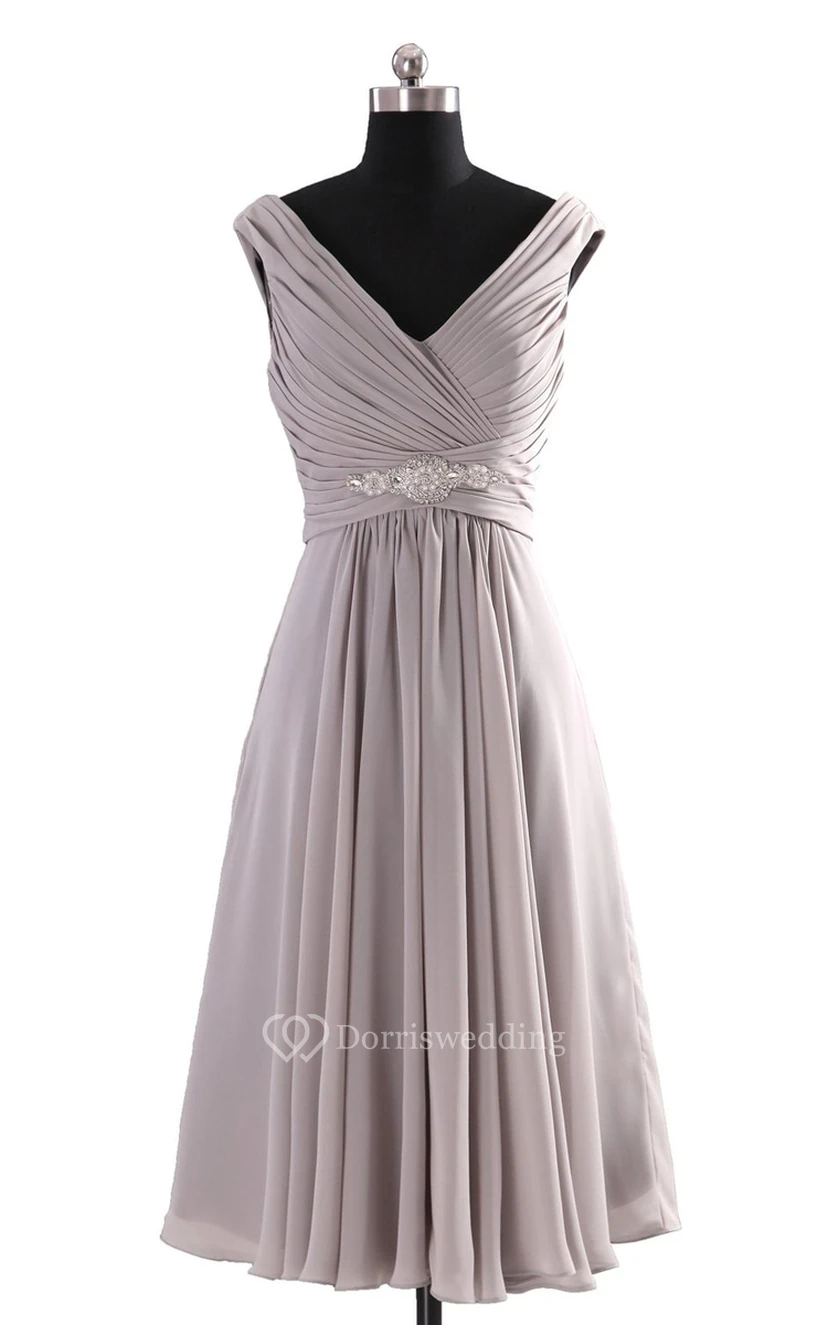 V-neckline Pleated Basque Waist Dress With Crystal view 2