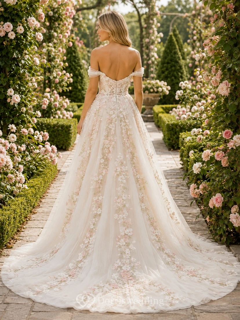 Vestido de novia formal de corte A con hombros descubiertos, estilo romántico y lujoso. view 2