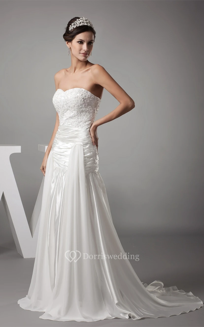 Sweetheart Sheath Ruched Appliques and Dress With Pleats view 3