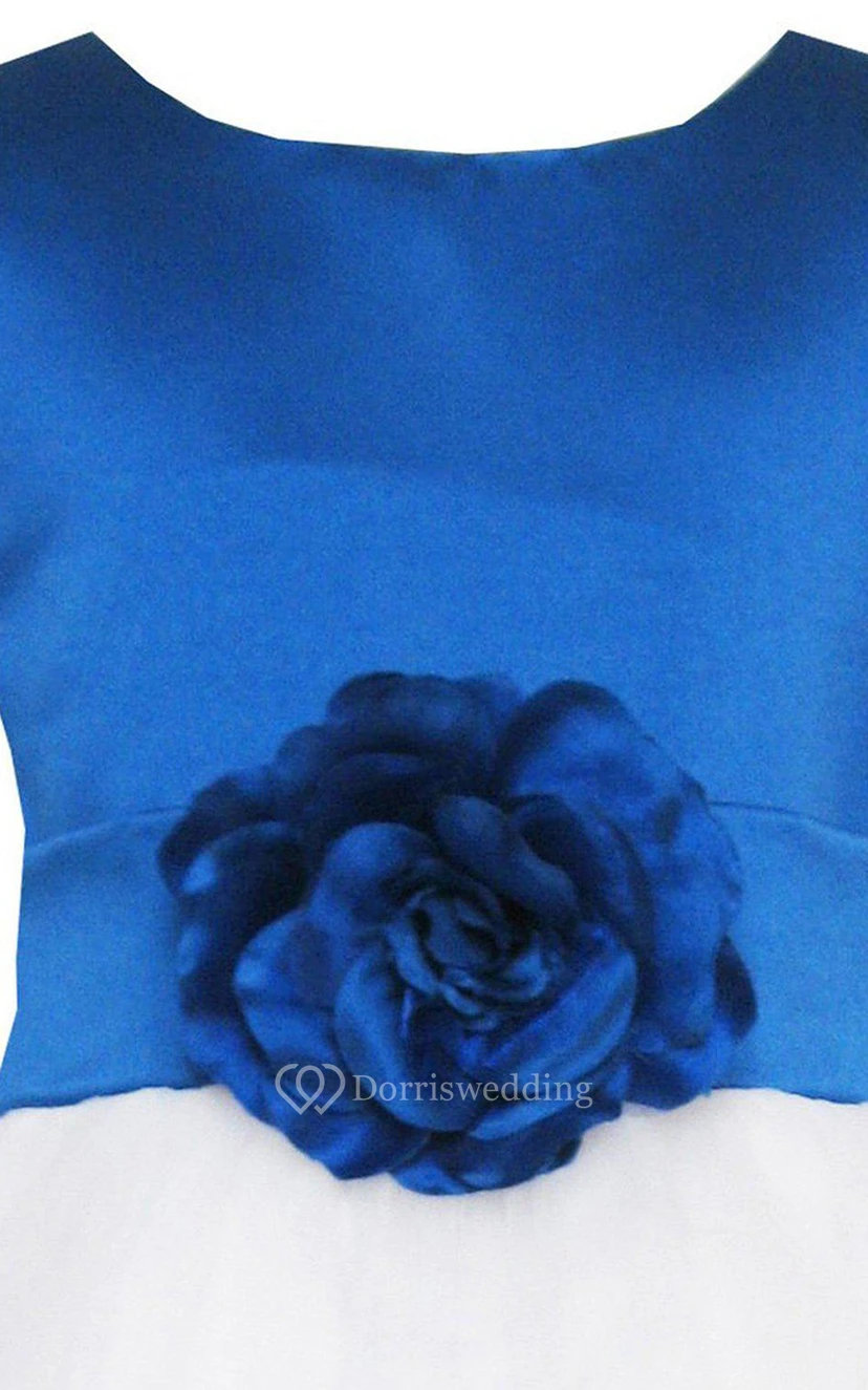 Vestido sin mangas de corte A con pétalos y lazo view 2