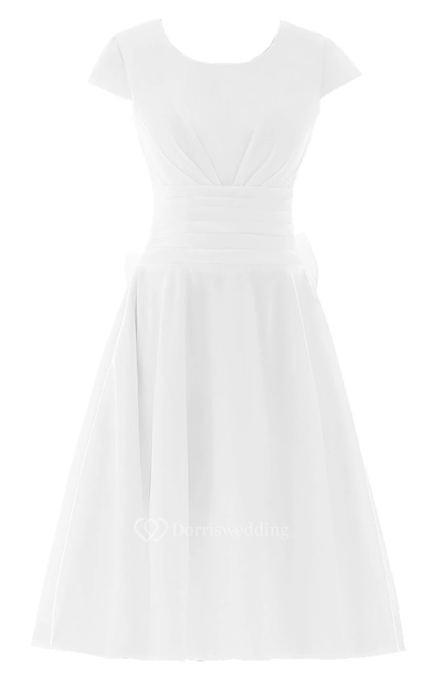 Kurzärmeliges, knielanges, plissiertes Chiffonkleid mit Schleife view 5