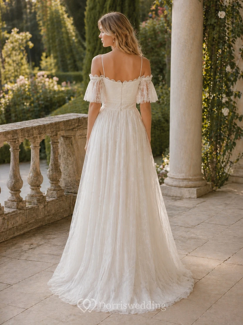 Schulterfreies, plissiertes Spaghetti-Empire-Brautkleid aus Spitze view 2
