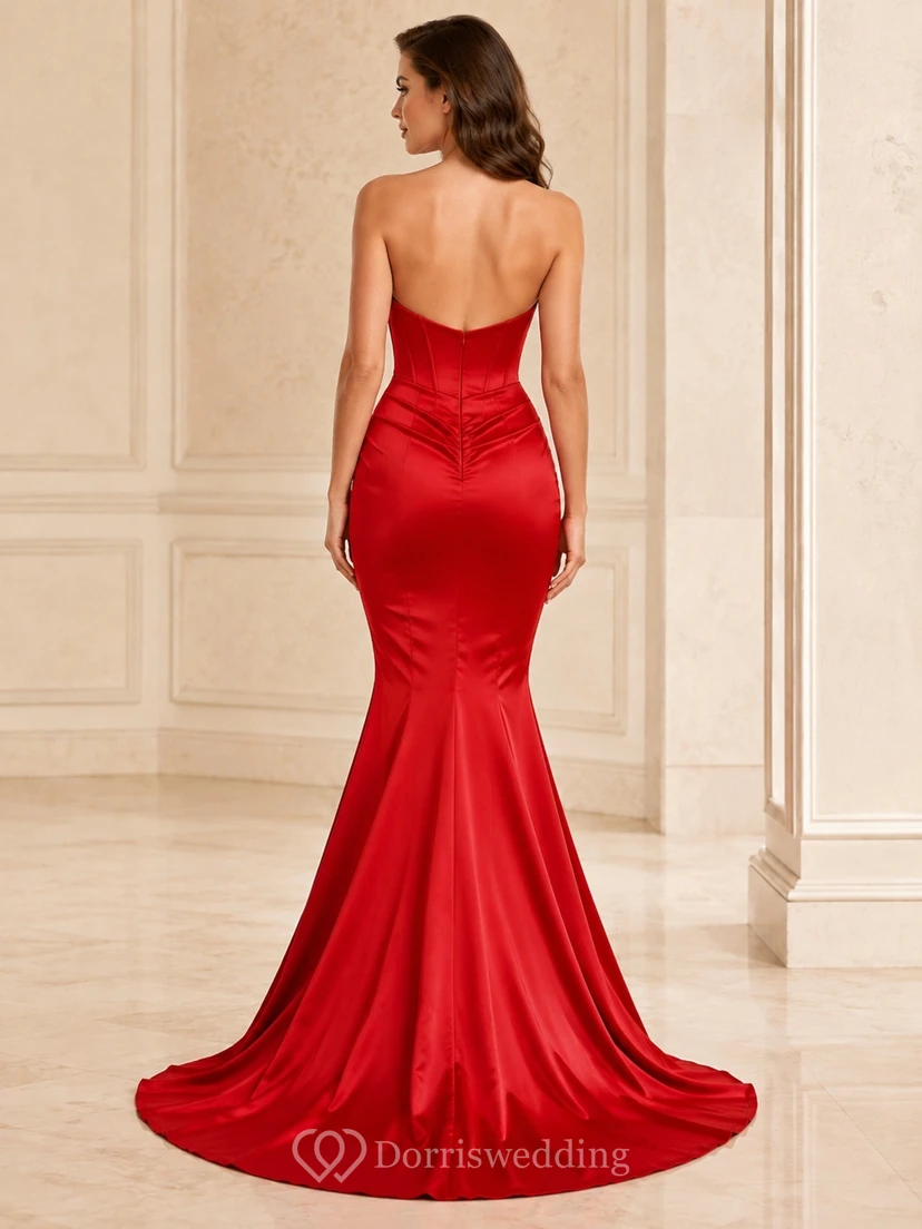 Rotes, trägerloses Abendkleid aus Stretch-Satin mit Herzausschnitt, Rüschen und Meerjungfrauen-Schleppe view 2