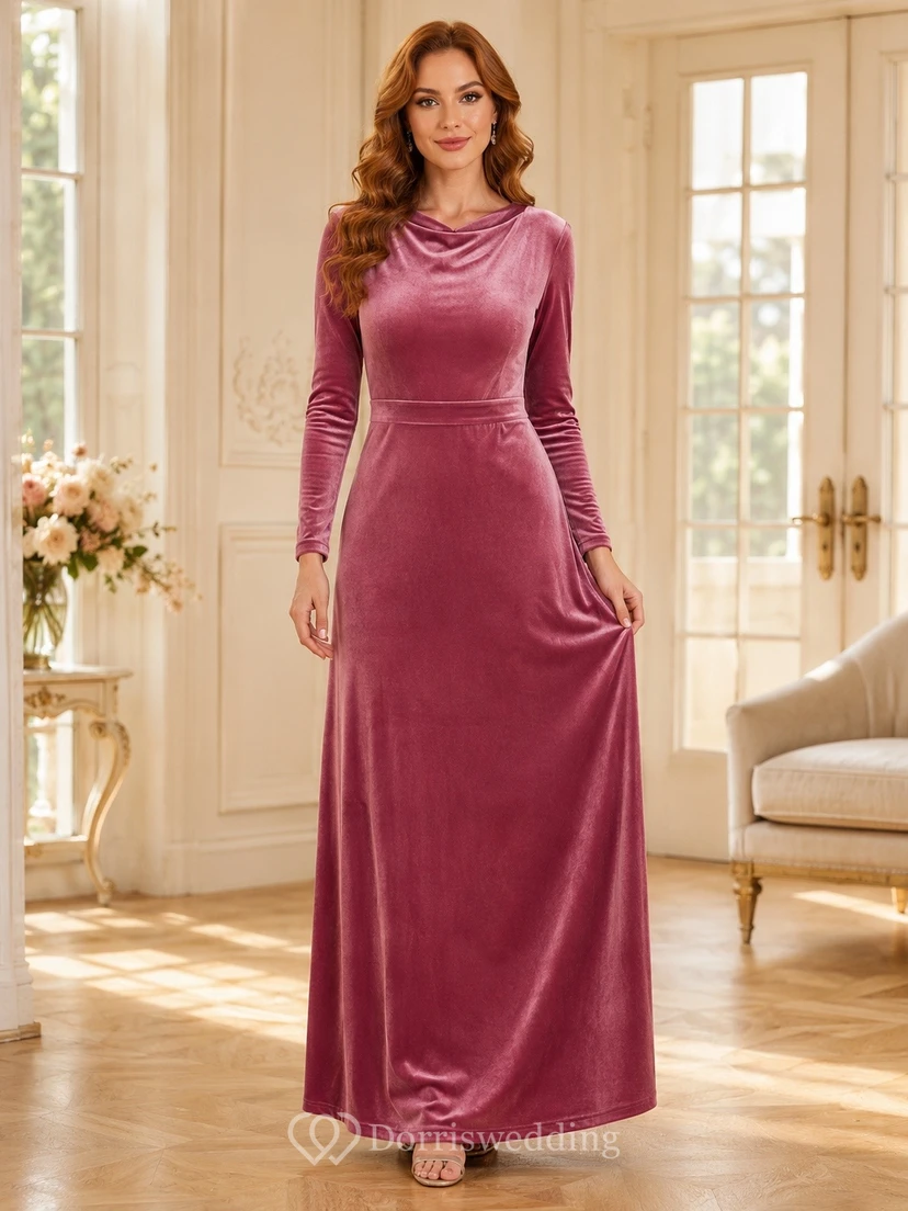 Robe fourreau vintage en velours mauve à col bénitier et manches longues