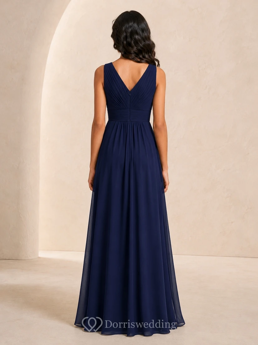 Dunkelblaues Brautjungfernkleid für junge Damen, A-Linie, V-Ausschnitt, ärmellos, Chiffon, drapiertes Oberteil, elegant view 2