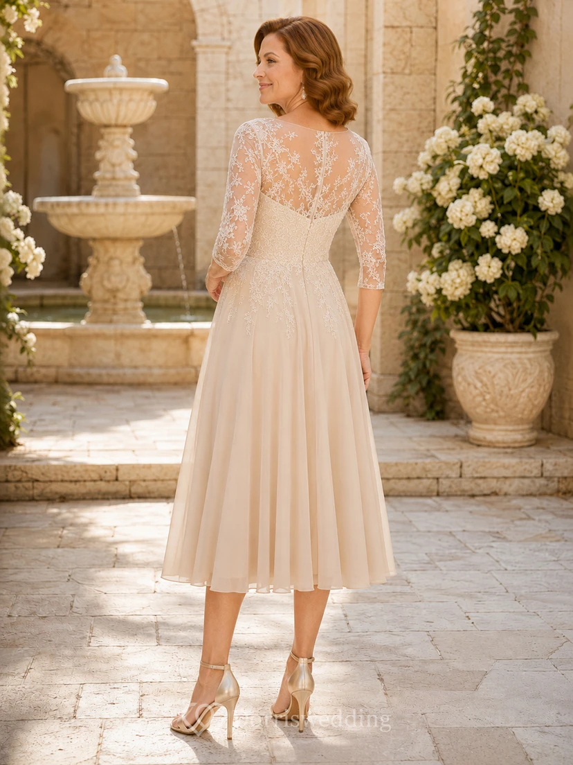 Vestido de novia modesto de gasa de encaje, largo hasta la rodilla, estilo barco, tres cuartos, color champán. view 2