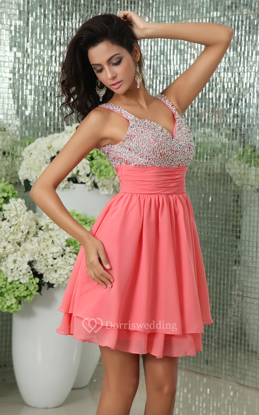 Vestido de gasa con escote en V y espalda descubierta con top de lentejuelas. view 3