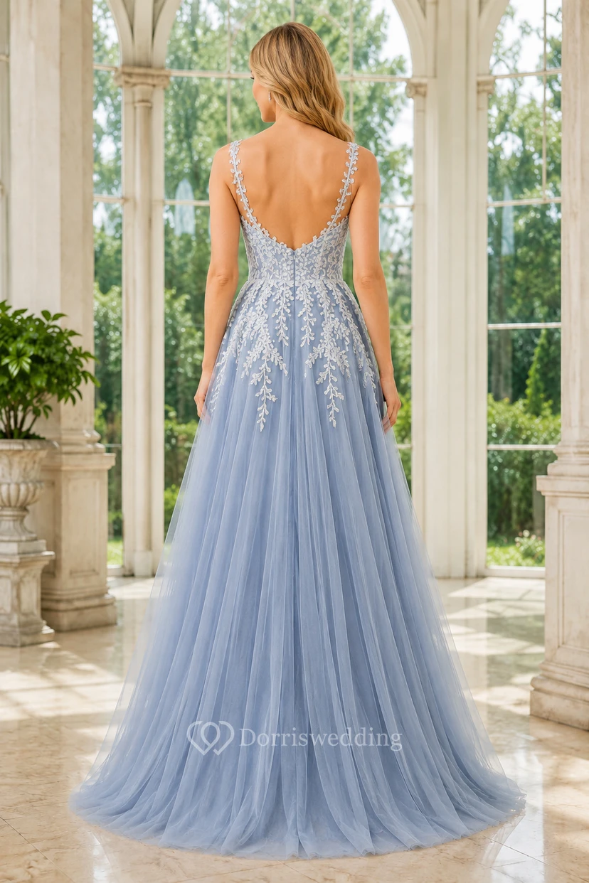 Schieferblaues, elegantes A-Linien-Kleid aus Tüll mit Spaghettiträgern und weißen Spitzenapplikationen für den Abschlussball view 2