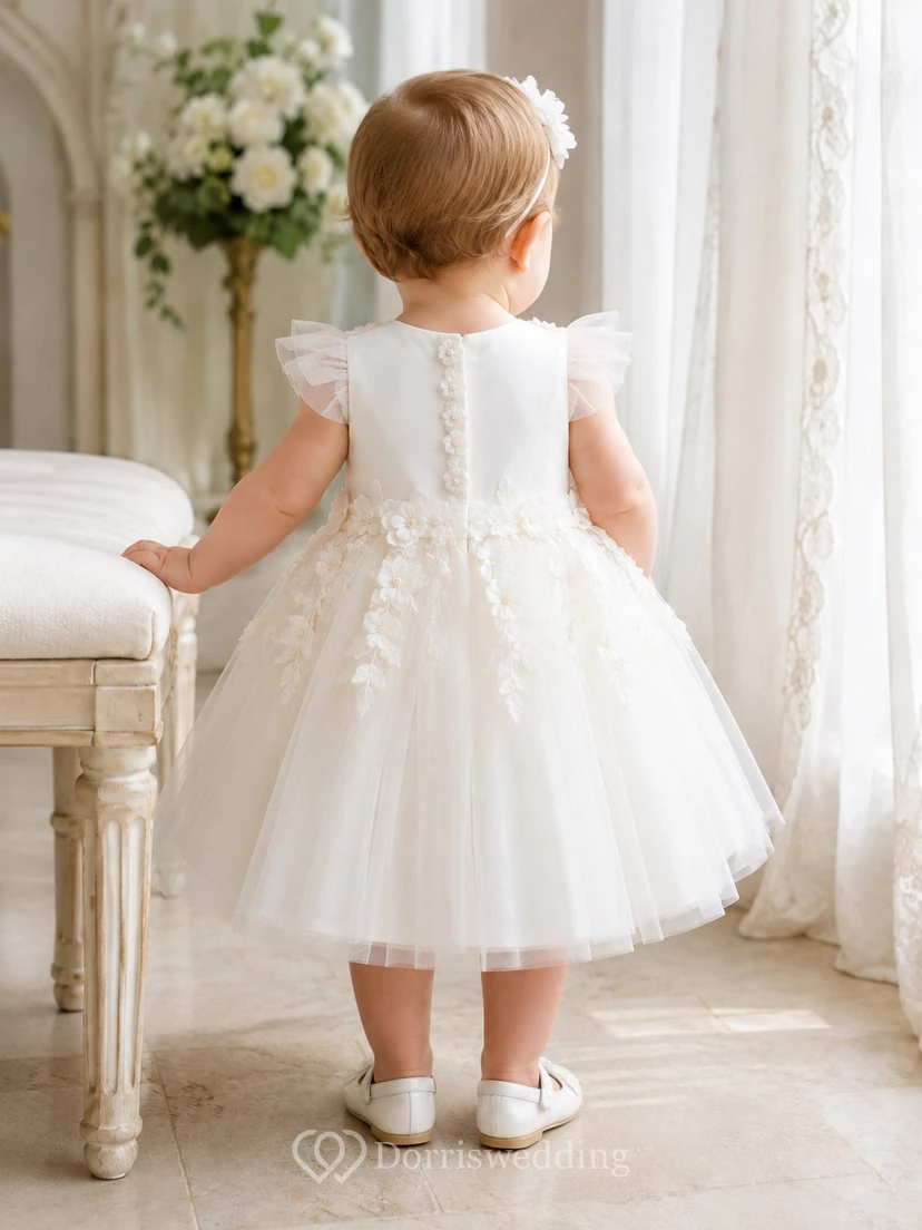 Taufkleid für Babys, A-Linie, Teelänge, Rundhalsausschnitt, kurze Ärmel, Tüllspitze, 3D-Blumenapplikationen, Knopfleiste am Rücken view 2