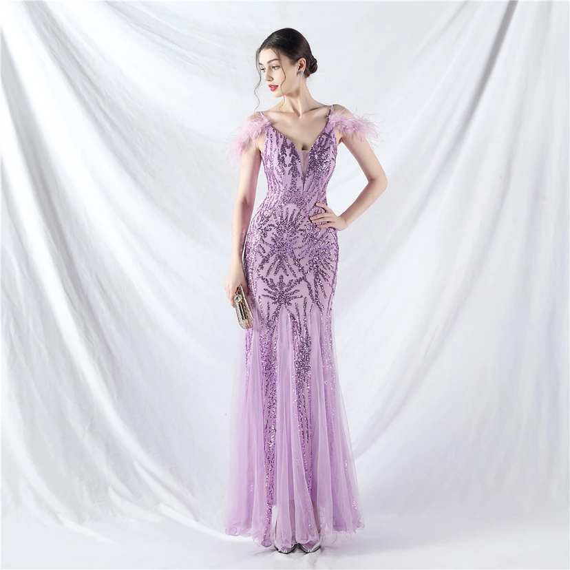 9-farbiges, handgefertigtes Abendkleid aus Kamelfedern, Netzstoff und Pailletten, sexy Trägern view 55