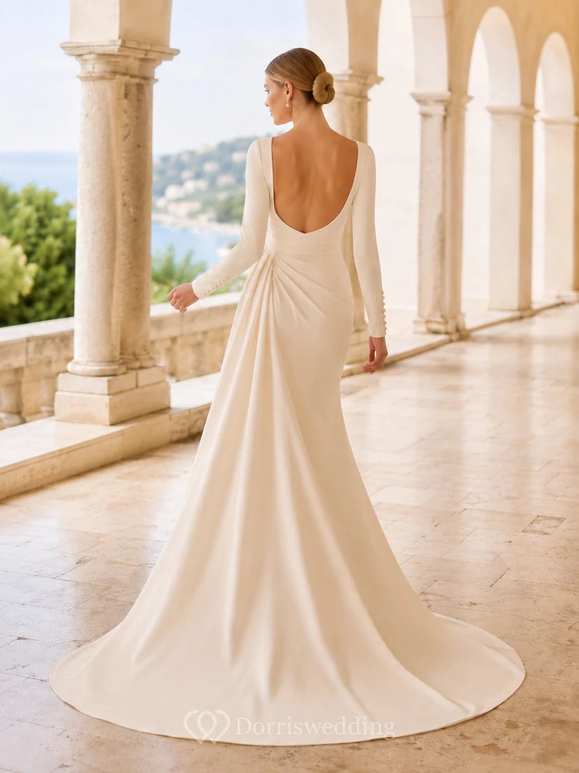 Robe de mariée moderne fourreau en satin plissé à manches longues et traîne courte, style bateau view 2