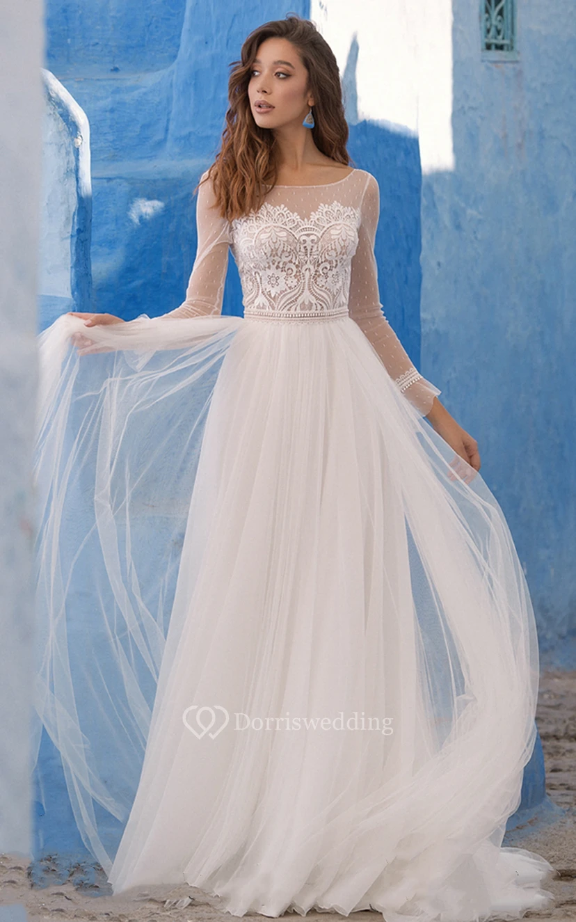 Robe de mariée romantique en dentelle, coupe trapèze, longueur au sol, avec fronces