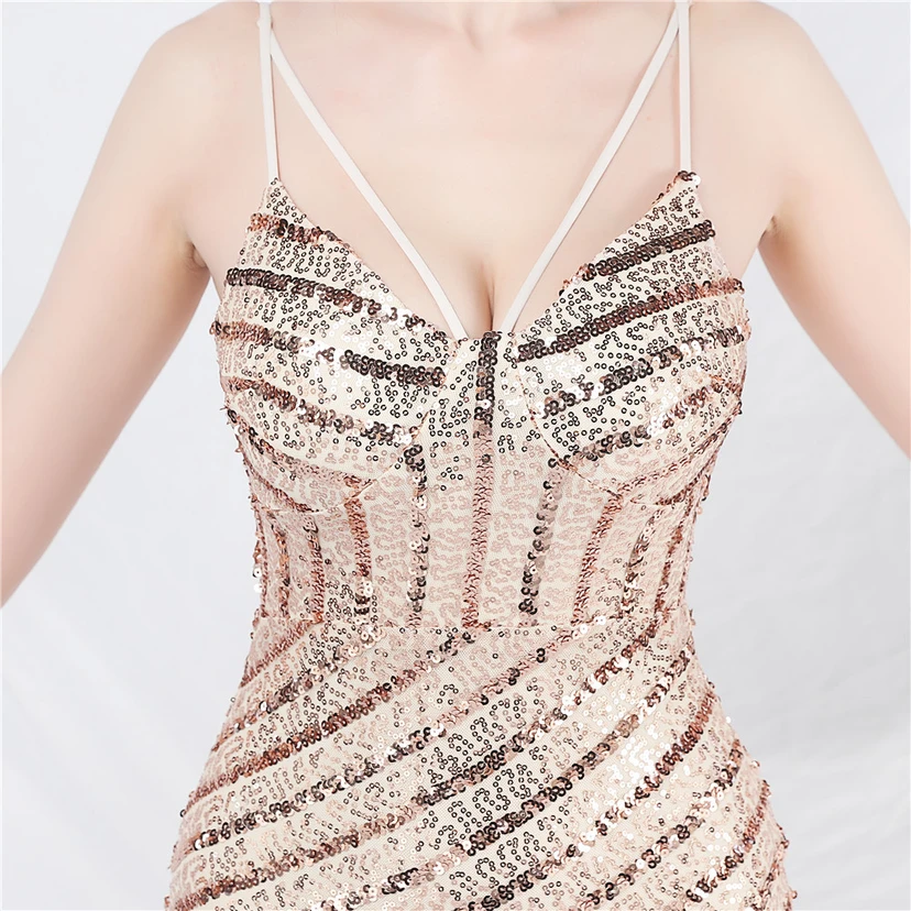Fashionable Women'S Suspender Low-Cut Sequined Evening Dress view 38