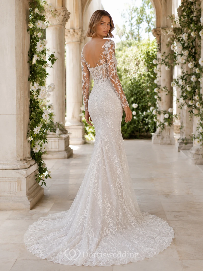 Robe de mariée sirène à manches longues et décolleté en V profond en dentelle ornée, traîne chapelle et appliques, idéale pour un mariage à destination. view 2