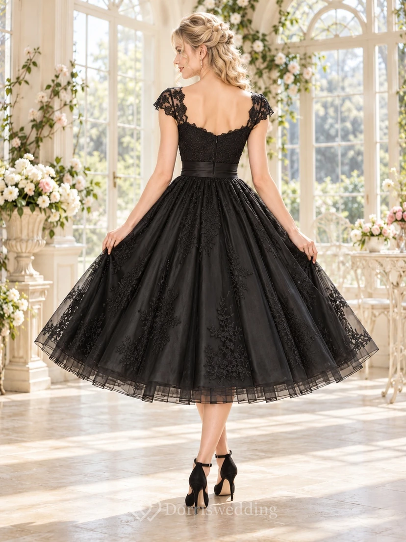 Vintage Black Tea-length Cap Sleeve Sweetheart Lace Wedding Dress view 2