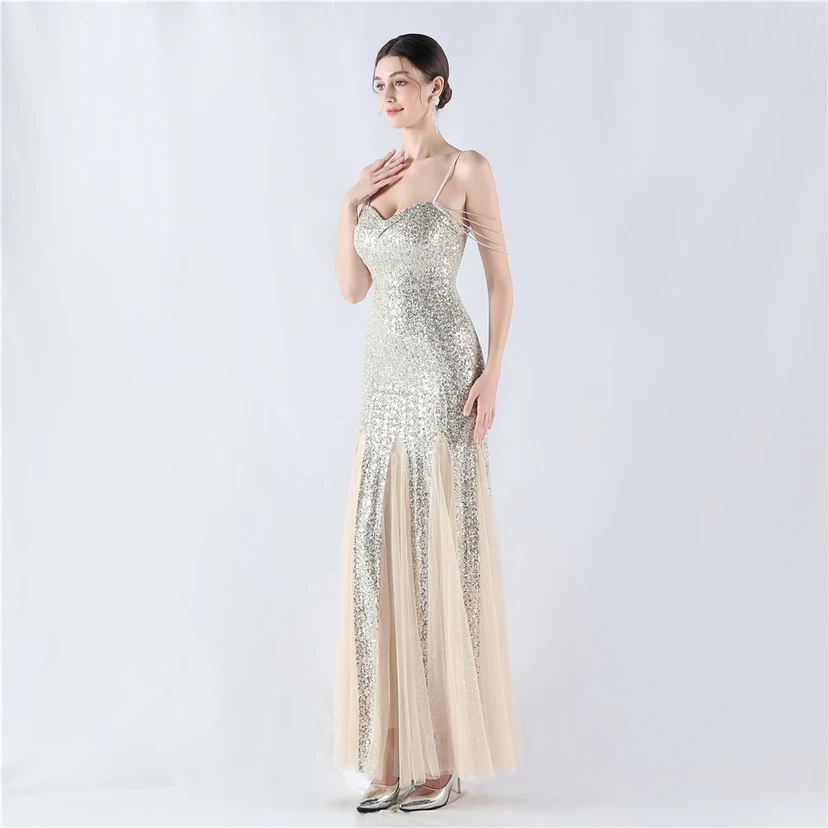 Création de perles, de sequins et de tulle pour une robe de soirée, spectacle, animateur, réunion annuelle view 32