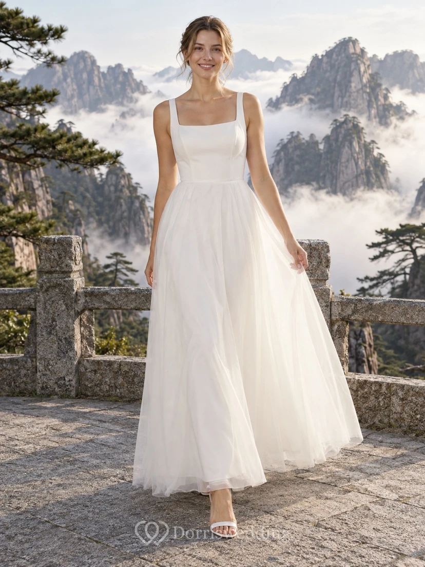 Vestido de novia sencillo de tul sin mangas con escote cuadrado y largo hasta los tobillos