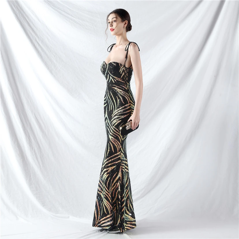 Vestido de noche con tirantes, top tipo tubo y lentejuelas apiladas encriptadas, con método de doble atado de cuerda. view 14