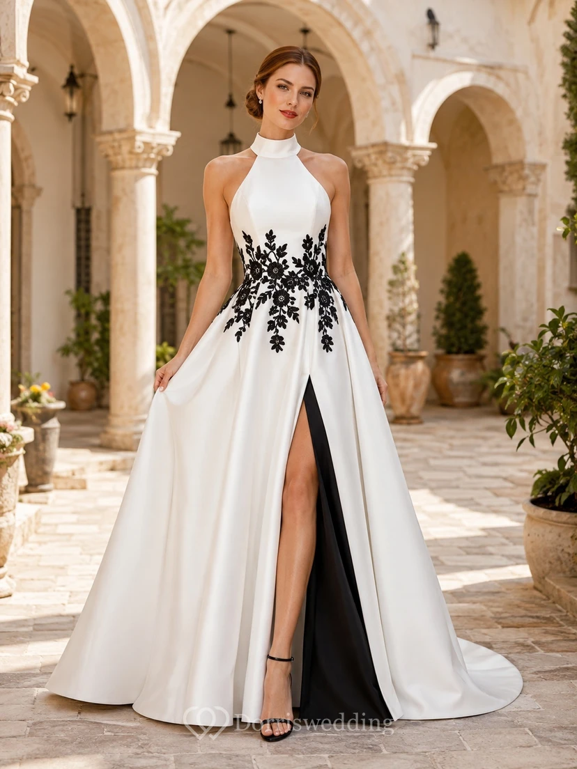 Schwarzes, ärmelloses Brautkleid aus Satin mit floralen Applikationen, Neckholder und A-Linien-Schleppe
