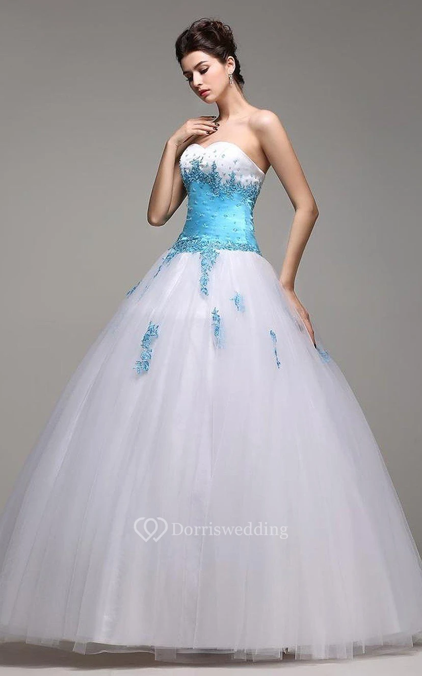 Ballkleid aus Tüll mit Herzausschnitt, Applikationen und Perlenstickerei view 7