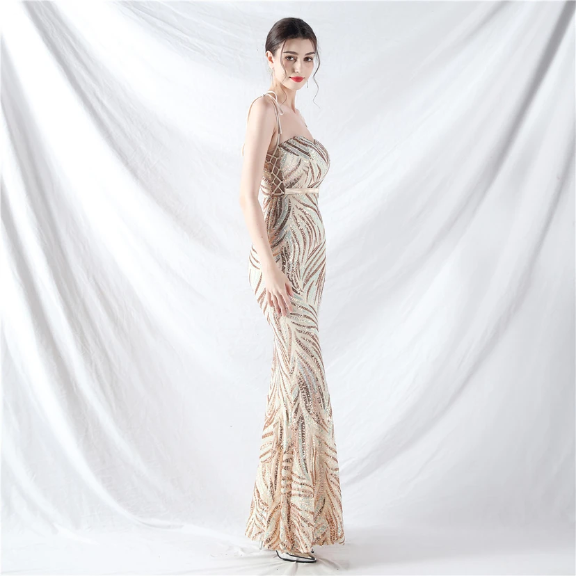 Vestido de noche con tirantes, top tipo tubo y lentejuelas apiladas encriptadas, con método de doble atado de cuerda. view 53