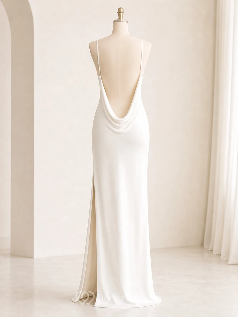Vestido de novia sencillo para la playa, estilo tubo, con tirantes finos, espalda drapeada y abertura. view 10