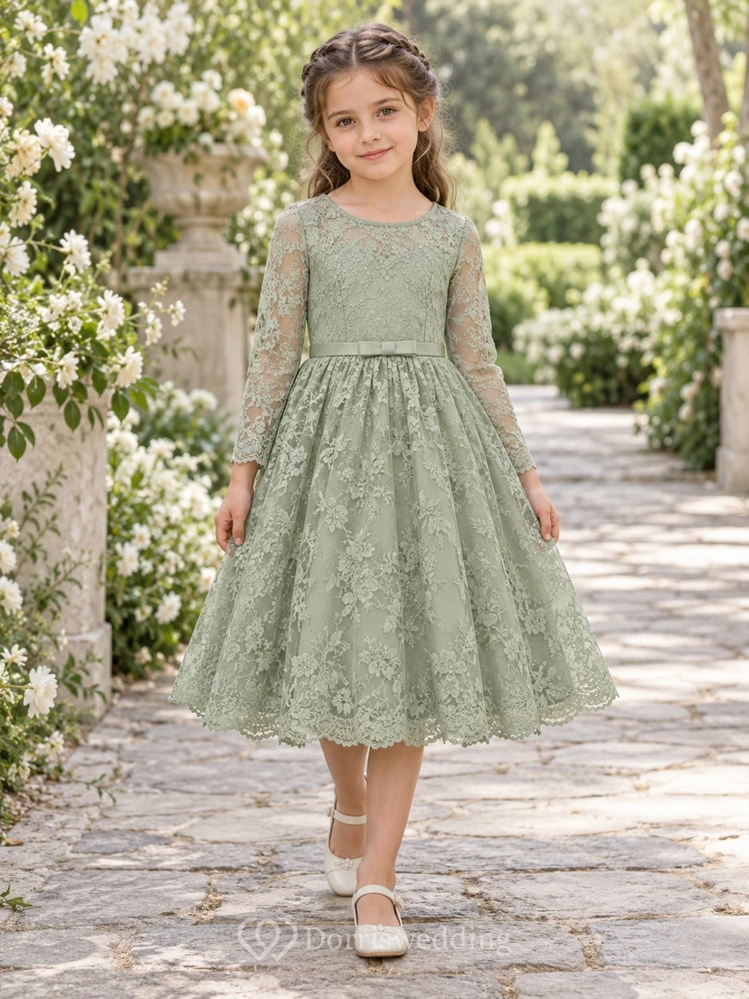 Vestido de niña de flores de manga larga, corte A, con estampado floral verde salvia y encaje festoneado, hasta la rodilla.