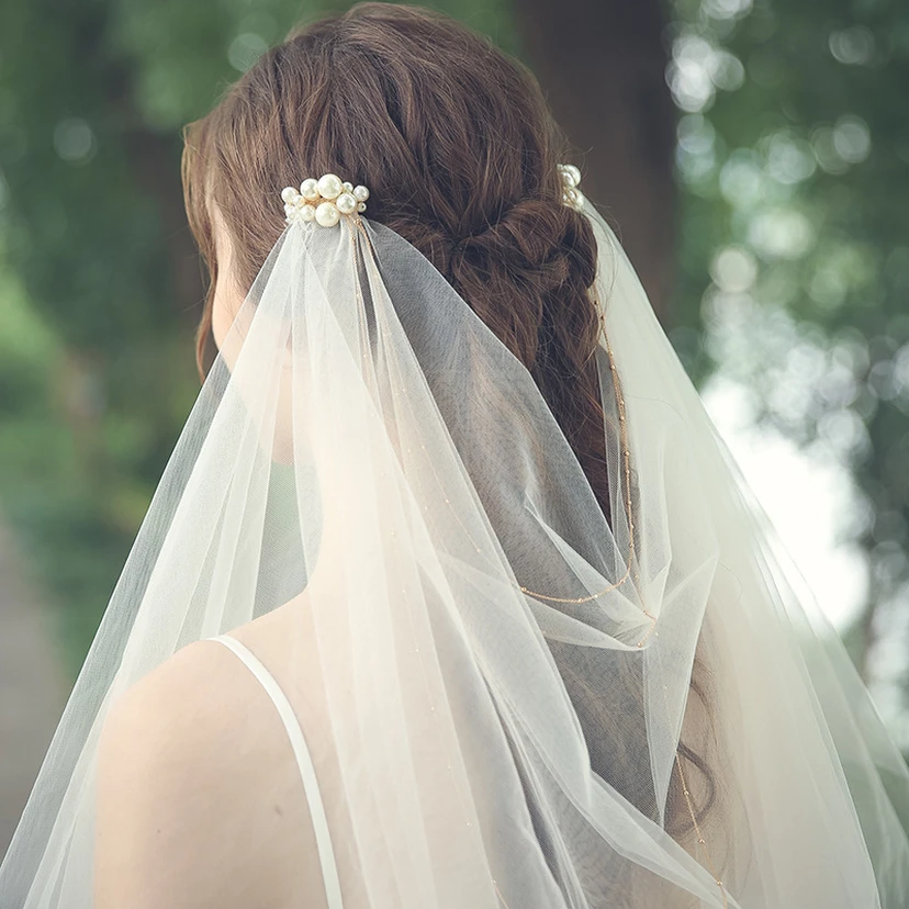 Elegant Tulle Elbow Veil with Beads view 2