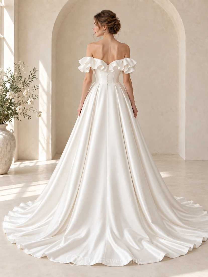 Schulterfreies Brautkleid aus Satin mit Rüschen, A-Linie und Kapellenschleppe view 2