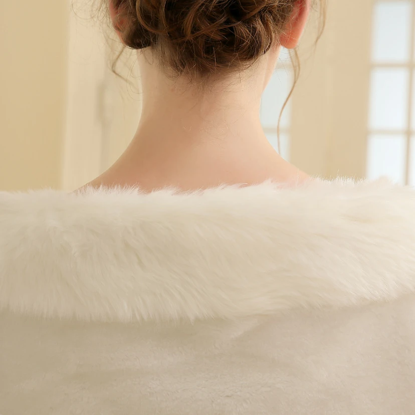 Neuer Brautpelzcape in Übergröße, weißer Umhang für Hochzeiten, Brautkleider, Hochzeitsaccessoires, Damen, Winter view 4