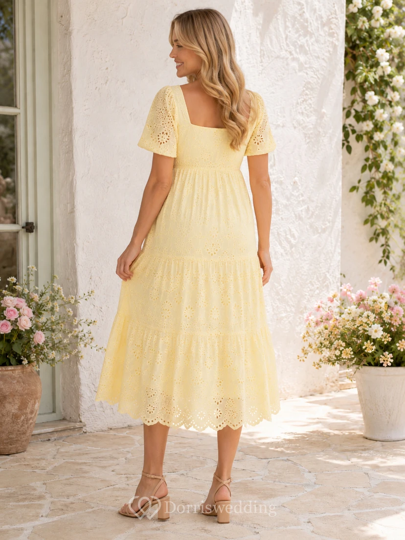 Robe midi à volants en dentelle ajourée à col carré et manches courtes Daffodil Maternity view 2