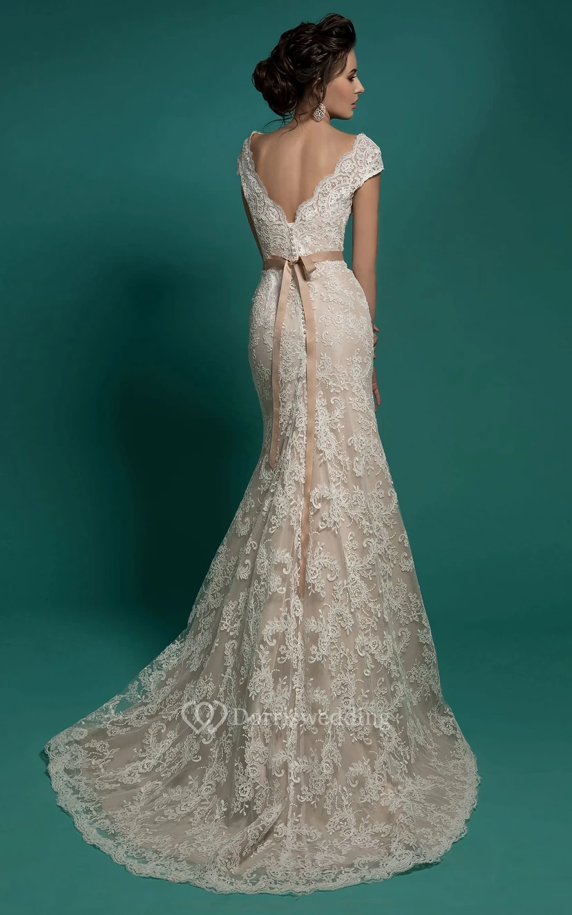 Robe sirène longue en dentelle à col V, manches courtes, fermeture éclair, ceinture et traîne amovible view 5