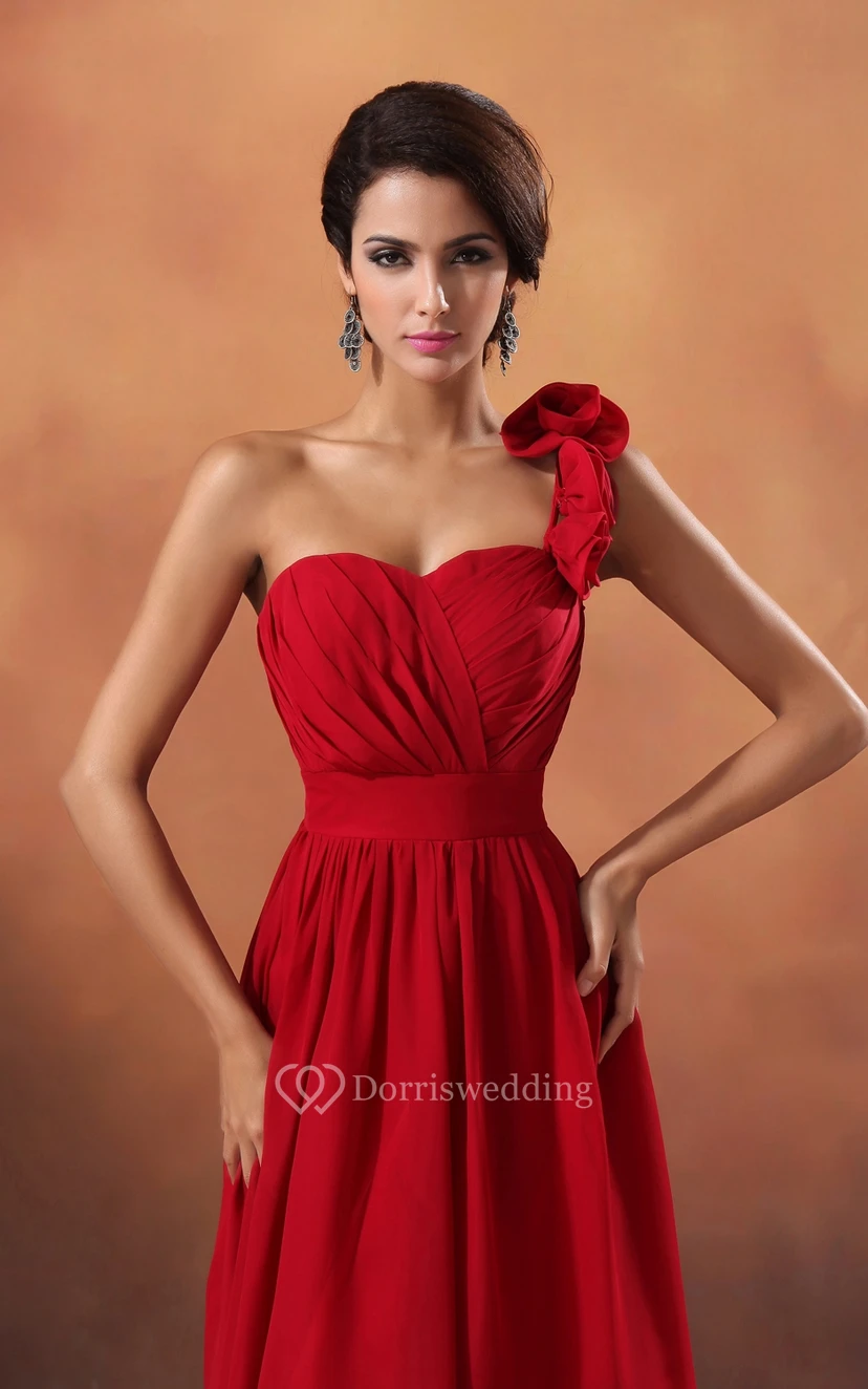 Knee-Length Chiffon Dress With Pleating and Floral Strap view 3