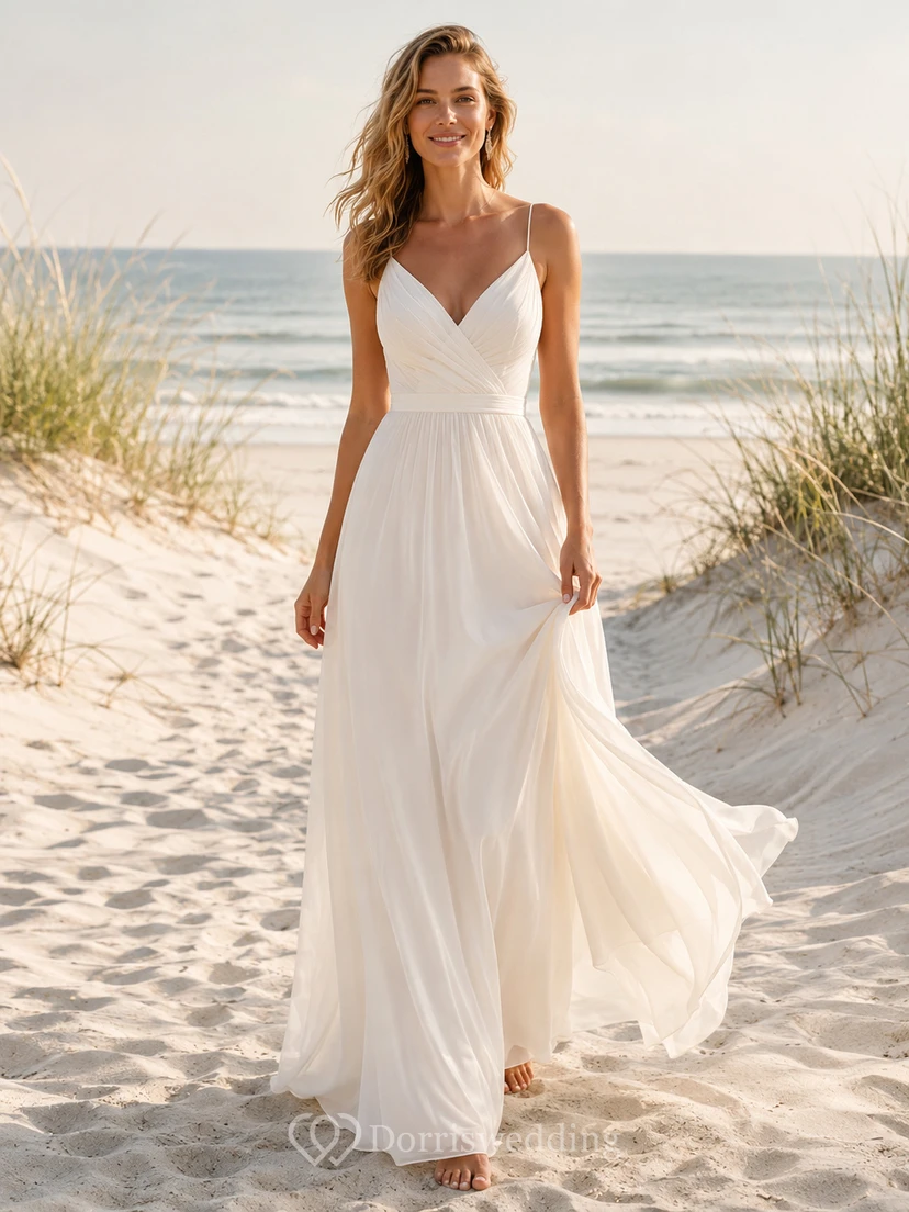 Strandhochzeitskleid aus Chiffon, A-Linie, Neckholder, ärmellos, mit Schleppe