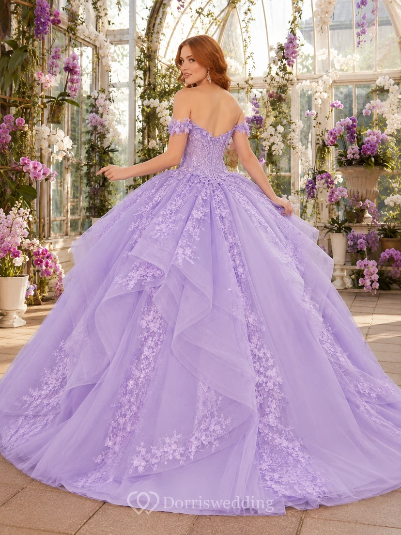 Robe de bal romantique à volants en tulle dégradé, épaules dénudées, décolleté cœur, style serre lavande view 2