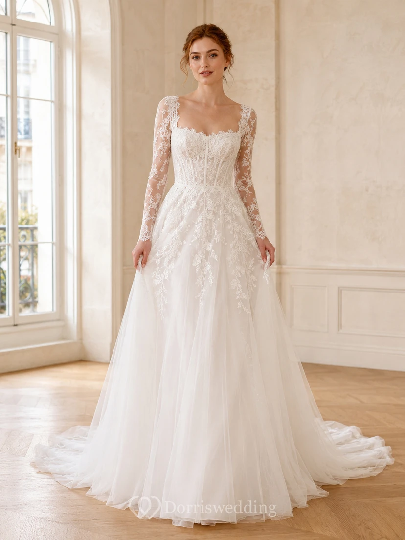 Robe de mariée Gallery classique en dentelle et tulle, col carré, manches longues transparentes, coupe trapèze, traîne chapelle, applications florales