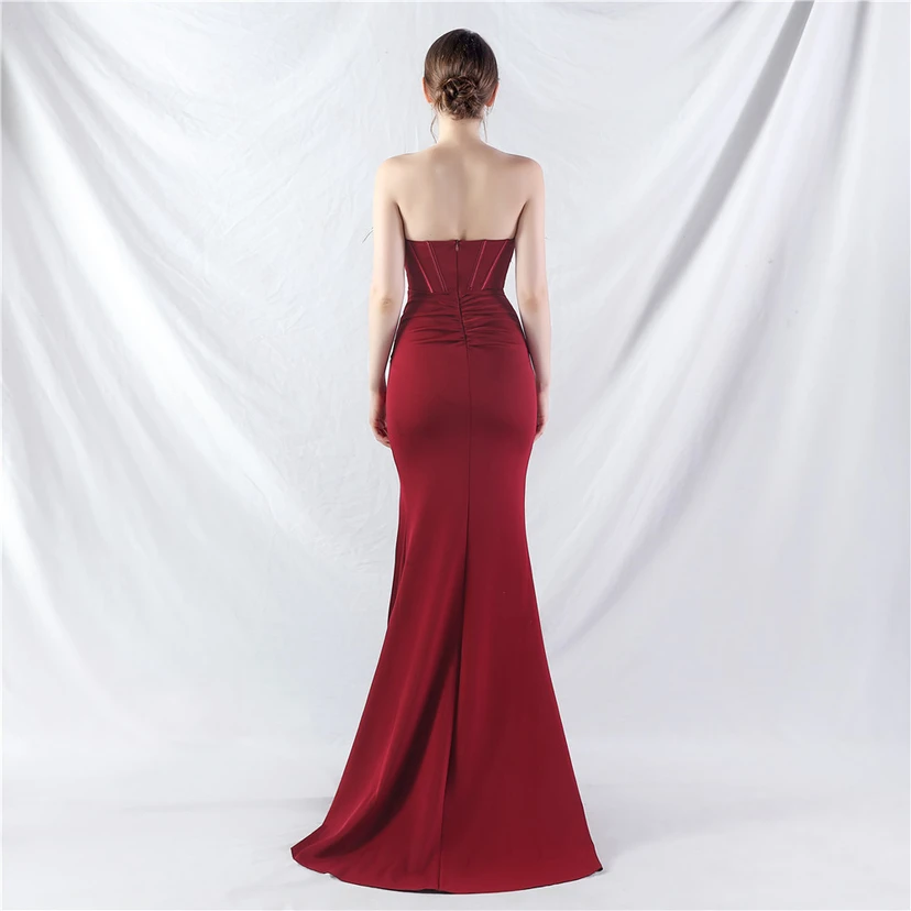 Fischgrätmusterweste, tailliertes Satinkleid mit Faltenwurf, handgefertigtes High-End-Abendkleid mit Straußenfedern view 6