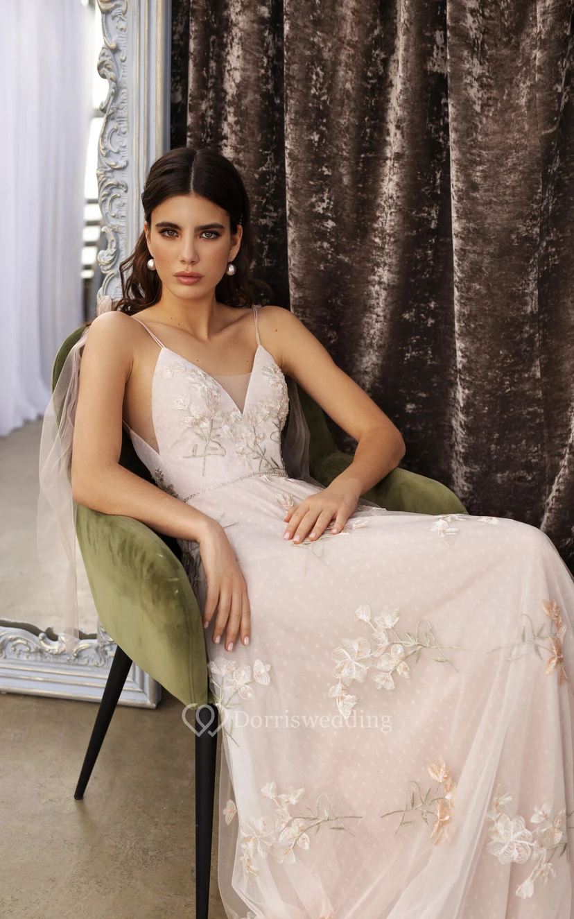 Spaghettiträgerloses, tief ausgeschnittenes, besticktes Empire-Brautkleid in Blush-A-Linie aus Tüll mit Falten view 4