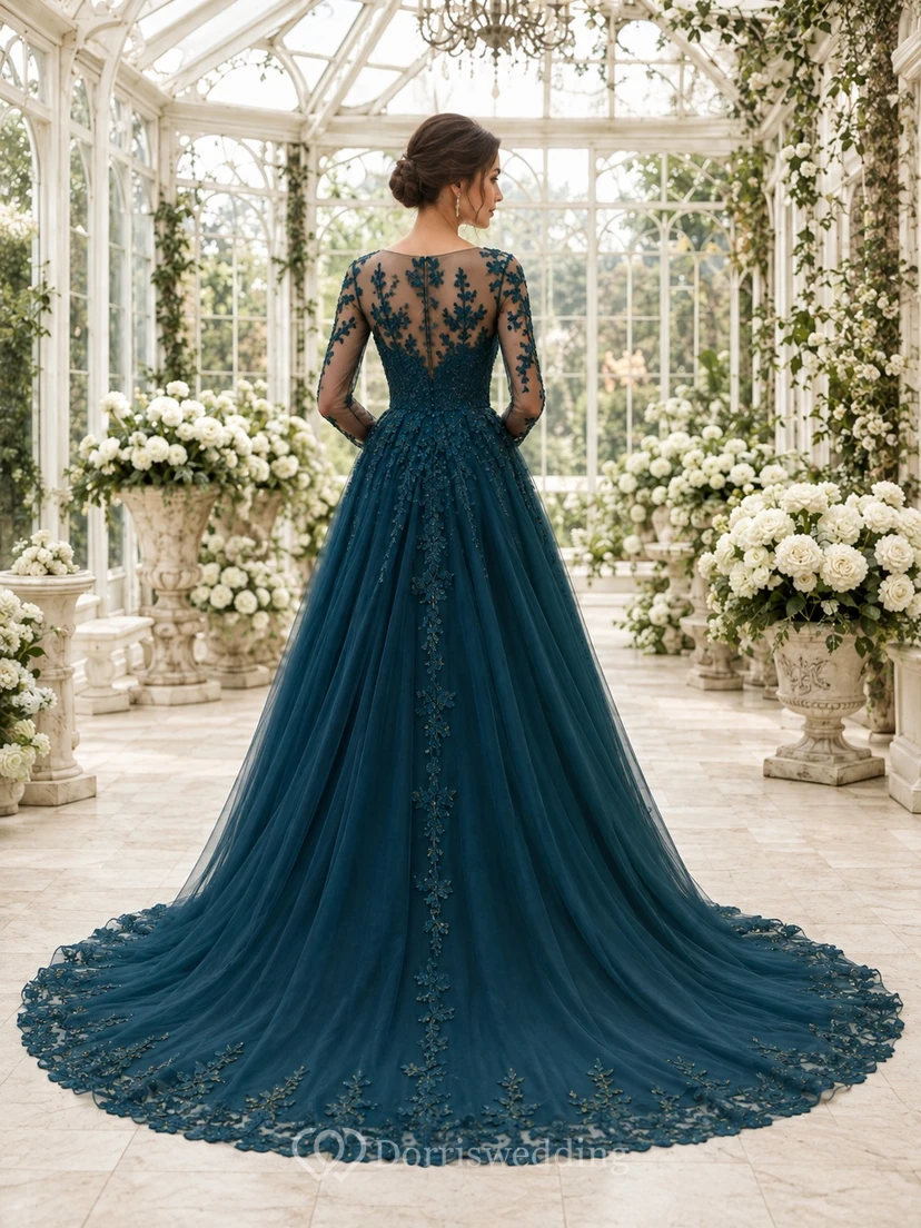 Langärmeliges, dunkelgrünes Brautkleid aus Illusionsspitze und Tüll in A-Linie mit Kapellenschleppe view 2