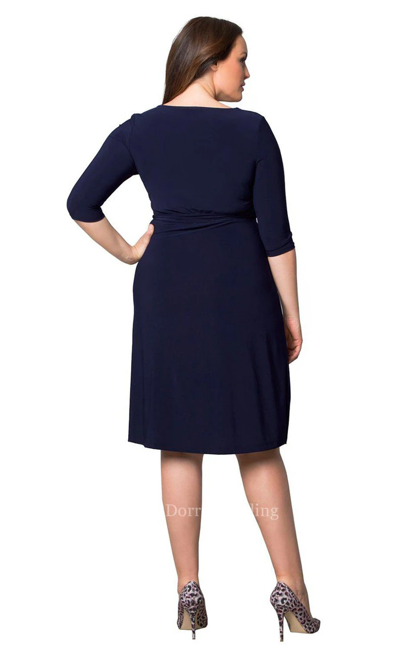 Halbärmeliges, knielanges, gerafftes Jerseykleid view 2