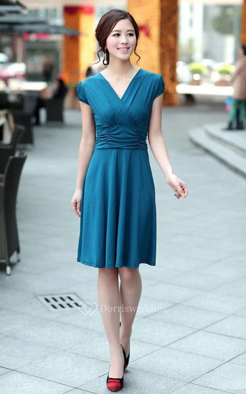Cap-sleeved Knee-length Dress With Ruching view 4