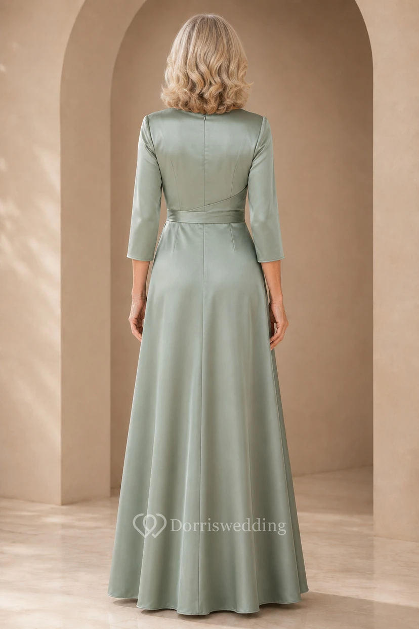 MOB-Kleid aus salbeifarbenem Satin, A-Linie, 3/4-Ärmel, V-Ausschnitt, bodenlang, drapiert view 2