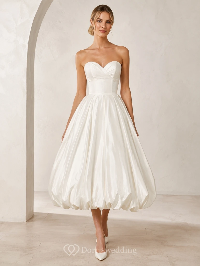 Vestido de novia vintage de corte A con escote corazón y falda abullonada, largo hasta la rodilla