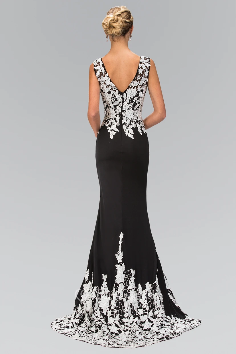 Sheath V-Neck Sleeveless Jersey Low-V Back Dress With Appliques view 2