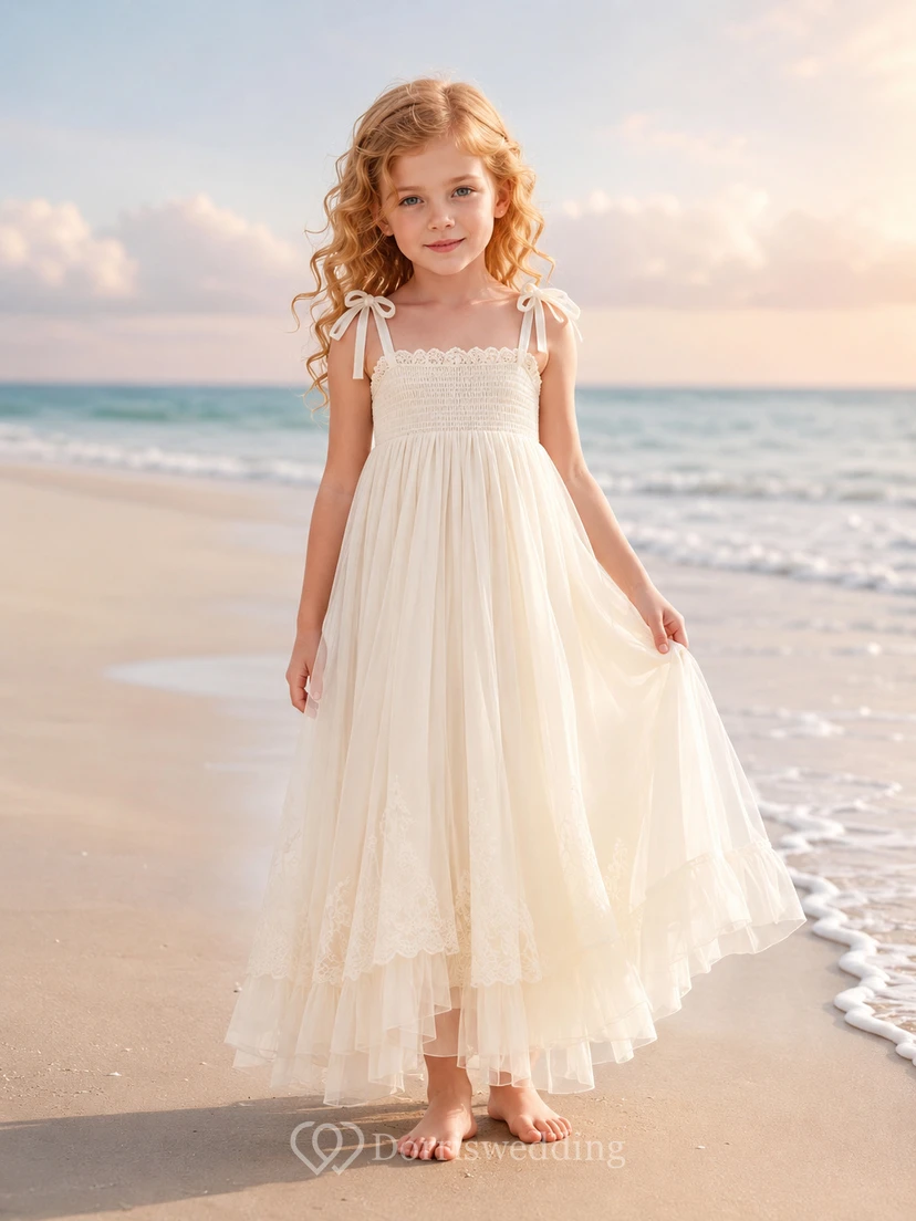 Strandtüll-Blumenmädchenkleid in A-Linie mit Bindebändern, wadenlangem Rock und Schärpenverzierung