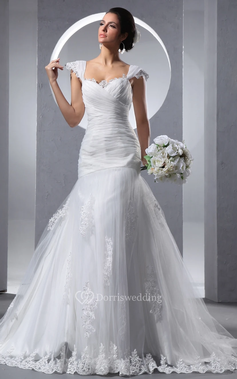 Robe trapèze à fronces croisées de style Queen Anne avec superposition de tulle view 2