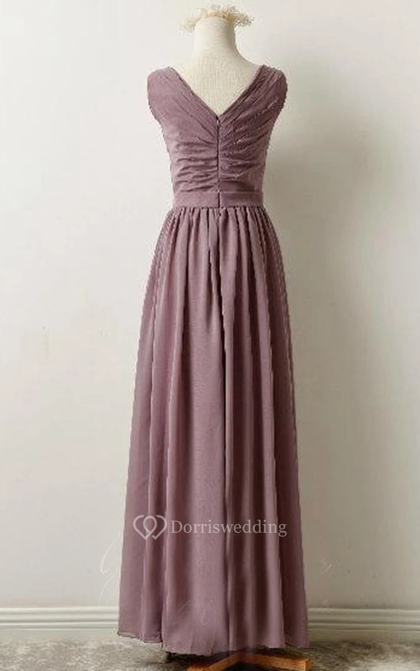 Kurzes langes Chiffonkleid mit V-Ausschnitt view 2